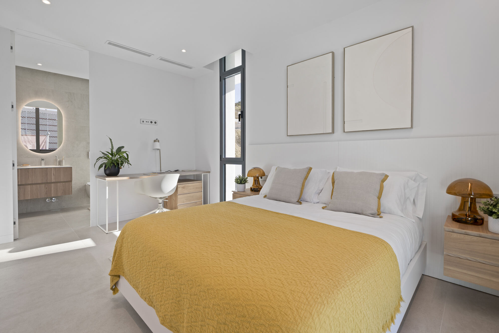 Bedroom 3 · En-Suite Access
