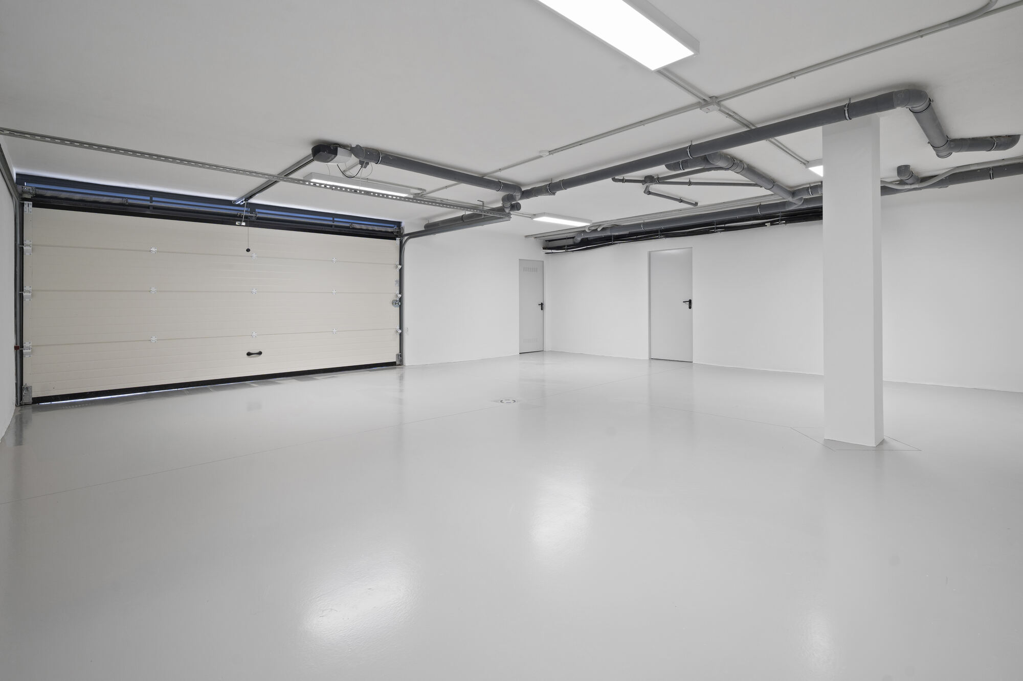 Villa 26 13 Villa 26 garage interior, space for two cars